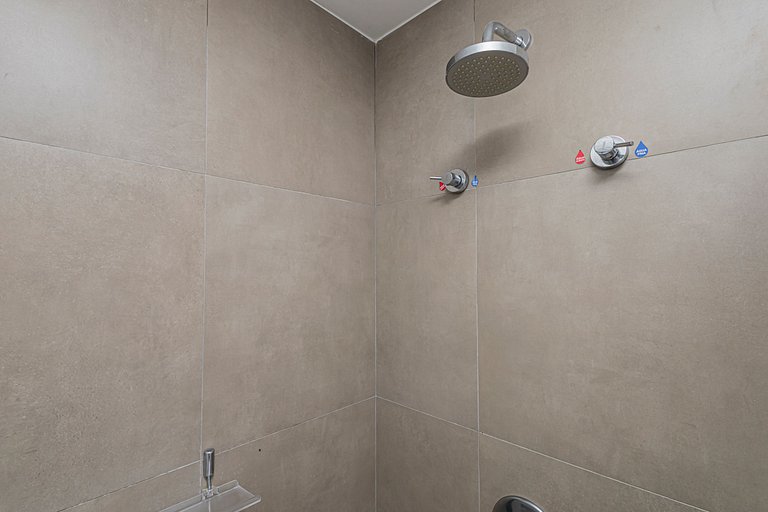 VN Ueno 305 Completo Aconchegante.