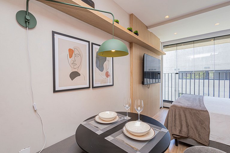 Esquina Pinheiros 504 Completo Aconchegante