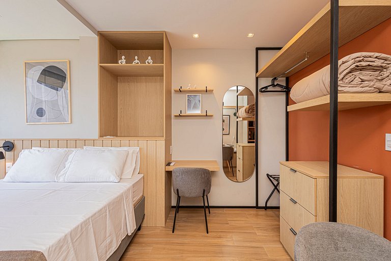 Esquina Pinheiros 504 Completo Aconchegante