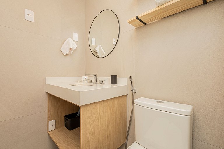 Esquina Pinheiros 504 Completo Aconchegante