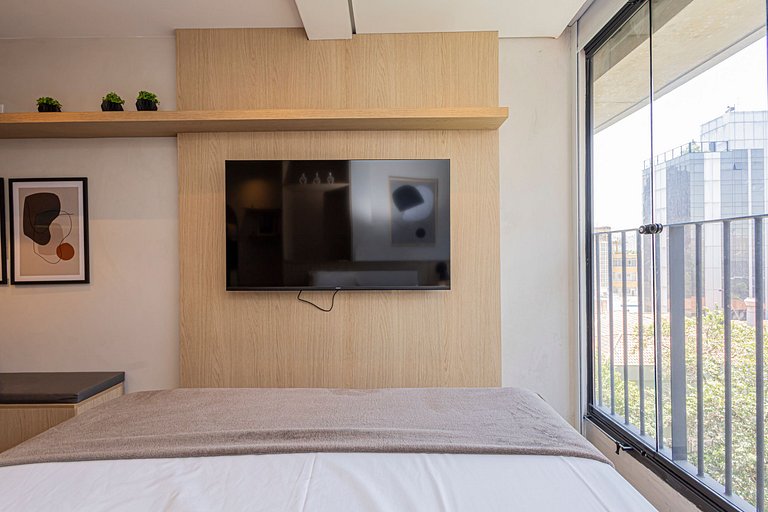 Esquina Pinheiros 504 Completo Aconchegante