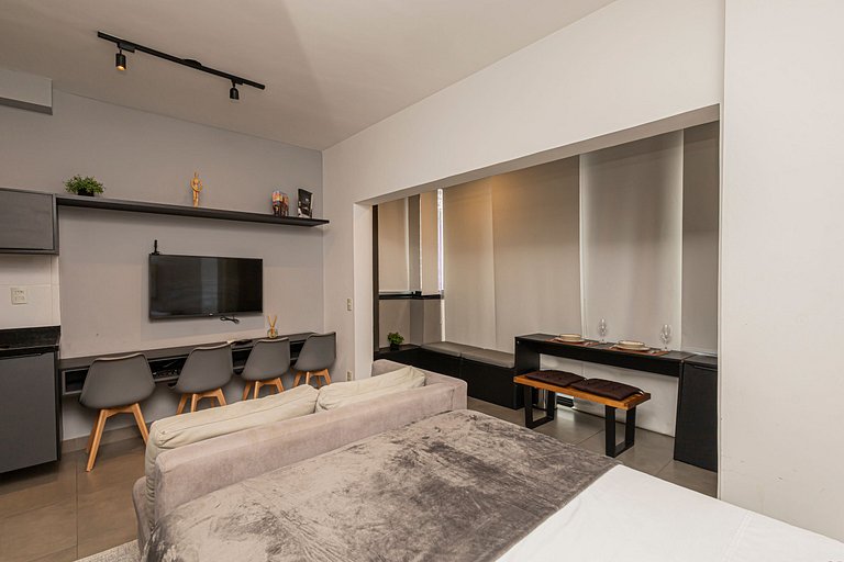 Studio 905 Pinheiros - Completo e Aconchegante