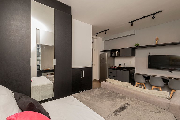 Studio 905 Pinheiros - Completo e Aconchegante