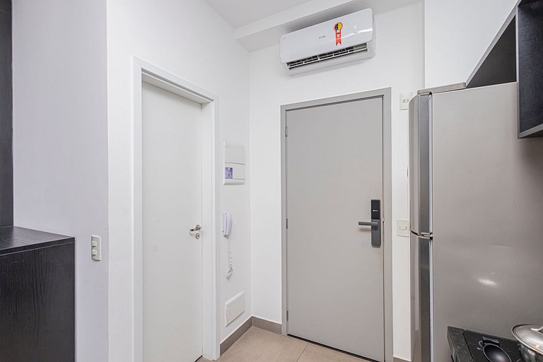 Studio 905 Pinheiros - Completo e Aconchegante
