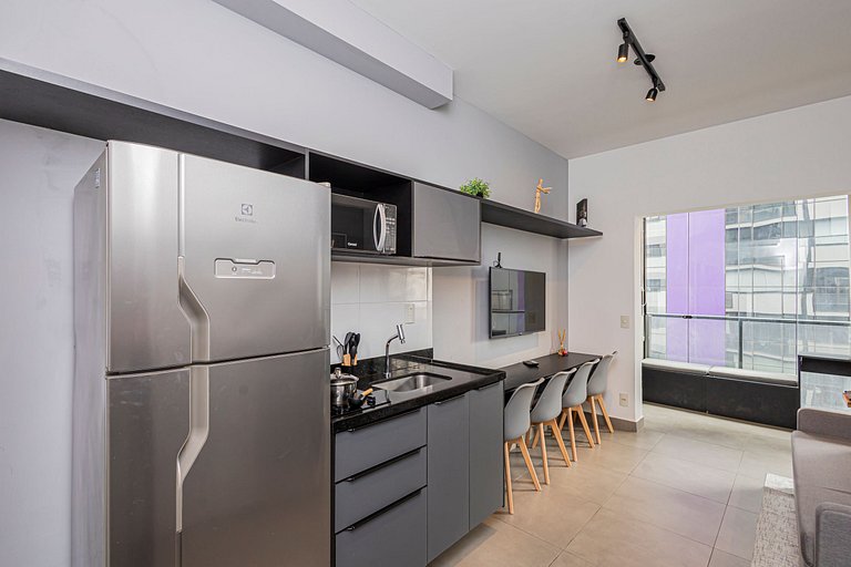 Studio 905 Pinheiros - Completo e Aconchegante