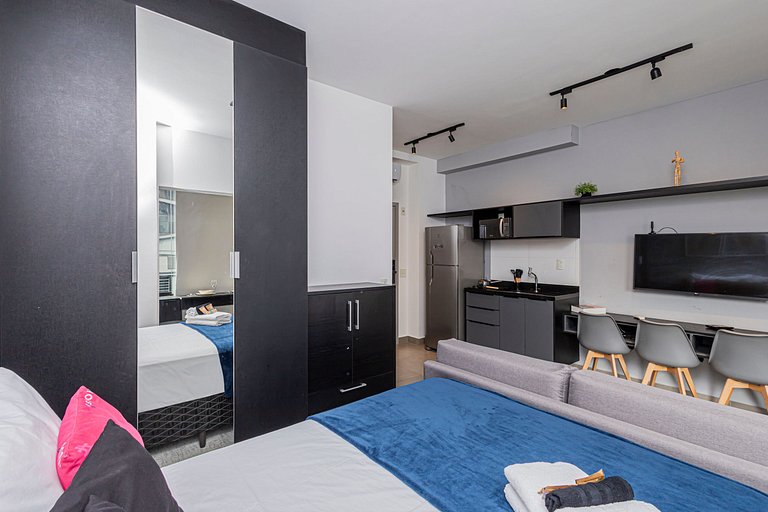 Studio 905 Pinheiros - Completo e Aconchegante