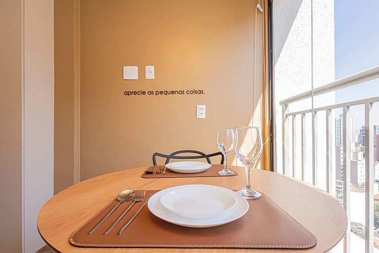 Studio 1707 The Collection Sofisticado e Charmoso